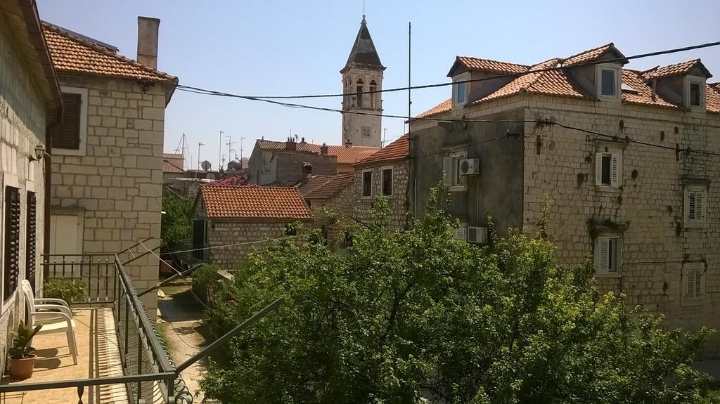 Rooms Antonio Trogir Bilik gambar